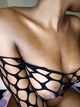 ManyaFatuity online show from March 7, 2025, 1:18 pm