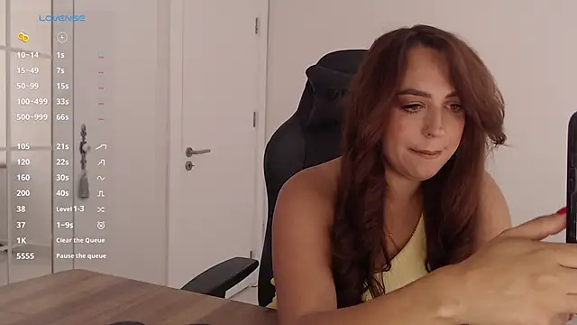  Just a queen 3 online show from June 17, 2026, 4:28 pm
