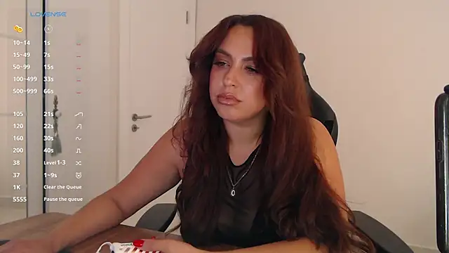  Just a queen 3 online show from June 11, 2026, 5:43 pm