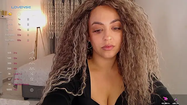  Just a queen 3 online show from October 5, 2025, 3:14 pm