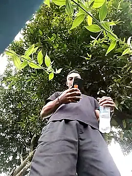 Demiansteven2 online show from October 17, 2025, 6:10 pm