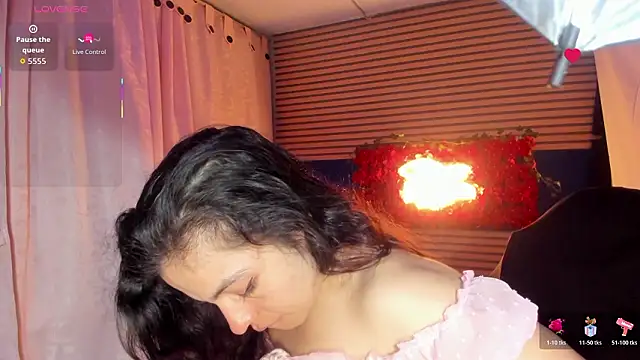 rosse 2504 online show from February 13, 2026, 2:06 pm