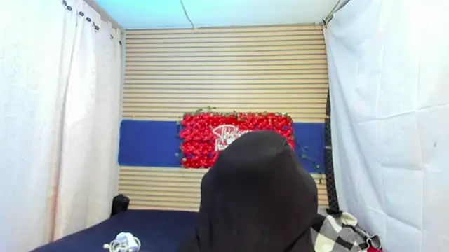rosse 2504 online show from April 27, 2026, 12:14 pm