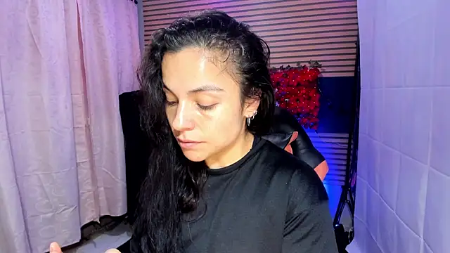 rosse 2504 online show from September 17, 2025, 5:15 pm