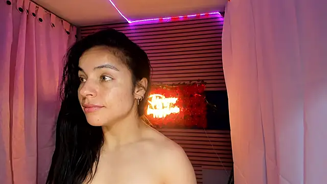 rosse 2504 online show from September 26, 2025, 4:14 pm