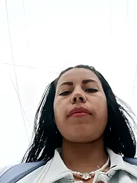  andrea30 online show from September 27, 2025, 12:11 pm