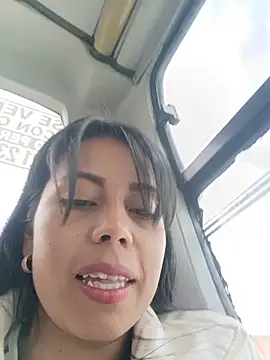 andrea30 online show from June 3, 2026, 2:33 pm