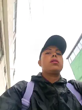  andrea30 online show from November 5, 2025, 11:13 am