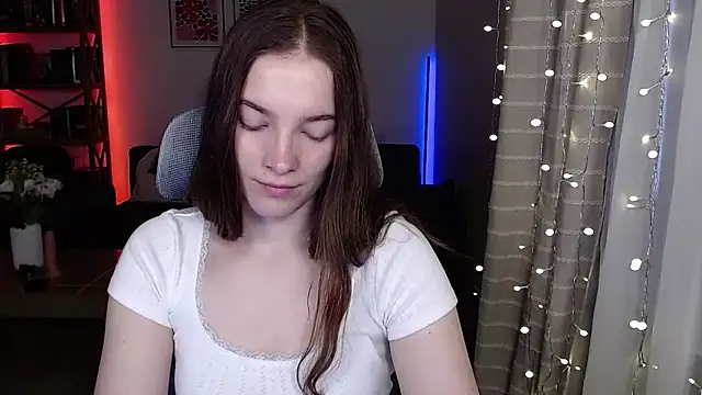 kenzie x online show from February 15, 2026, 7:20 am