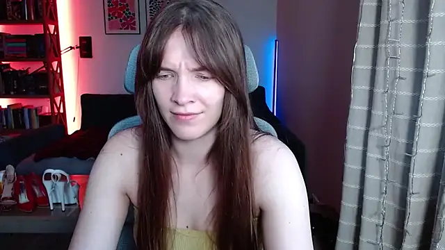 Snapshot of kenzie_x chatting on May 15, 2026, 6:33 am kenzie x online show from May 15, 2026, 6:33 am