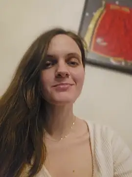 EllieDay online show from May 5, 2026, 7:17 pm