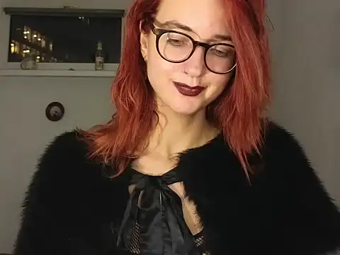 TatianaRomanov online show from September 24, 2025, 6:58 pm