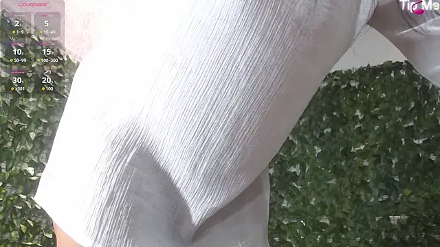 Samara Hillss online show from October 13, 2025, 1:23 pm