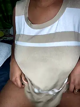 Snapshot of nur_lin chatting on October 16, 2025, 1:03 am nur lin online show from October 16, 2025, 1:03 am