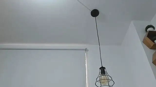 Anya Texas online show from September 24, 2025, 7:42 pm