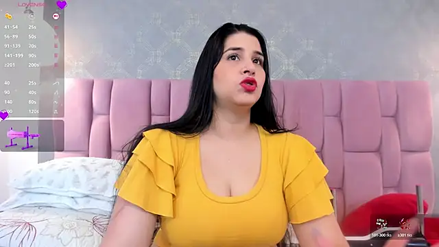 brithanyadams23 online show from April 28, 2026, 3:44 am