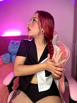 YovngBaby online show from October 22, 2025, 2:11 am