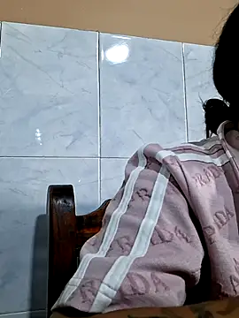 Liancy online show from September 22, 2025, 7:31 pm