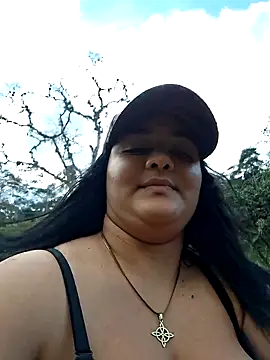 Liancy online show from March 22, 2025, 9:21 pm