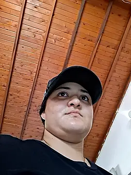 Liancy online show from September 30, 2025, 8:37 pm