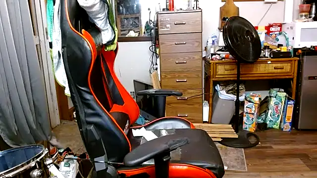 tongueispowerr6d9 online show from August 10, 2026, 1:34 am