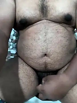 jasenjohn19 online show from February 17, 2025, 7:23 pm