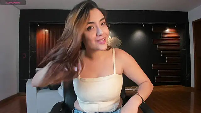 IsabellaaJoness online show from October 4, 2025, 11:12 am