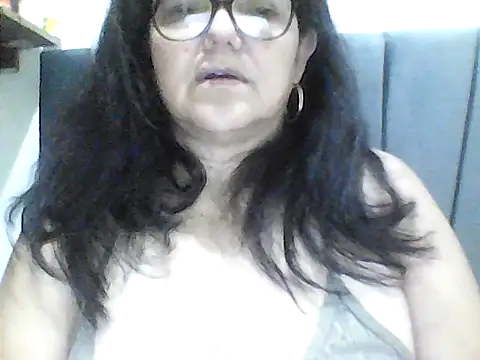 kassandra02 online show from October 13, 2025, 3:41 am