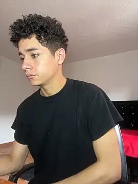 DavidfullOFlove online show from February 21, 2025, 6:37 pm