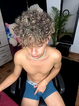 DavidfullOFlove online show from September 29, 2025, 12:17 am