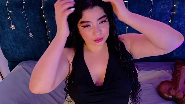 AgathaLynx online show from December 18, 2025, 10:41 am