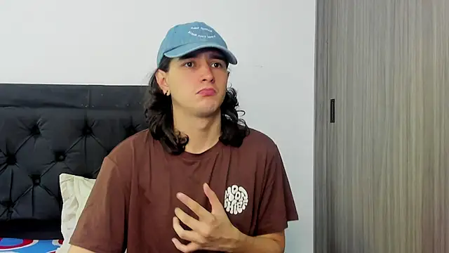 alex connorr online show from January 11, 2025, 4:03 pm