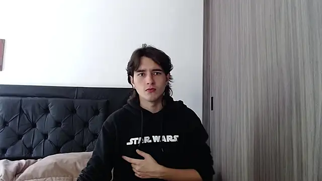 alex connorr online show from February 28, 2025, 3:15 pm