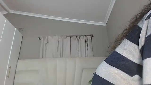 naughtyblackdolie online show from March 3, 2025, 3:05 am