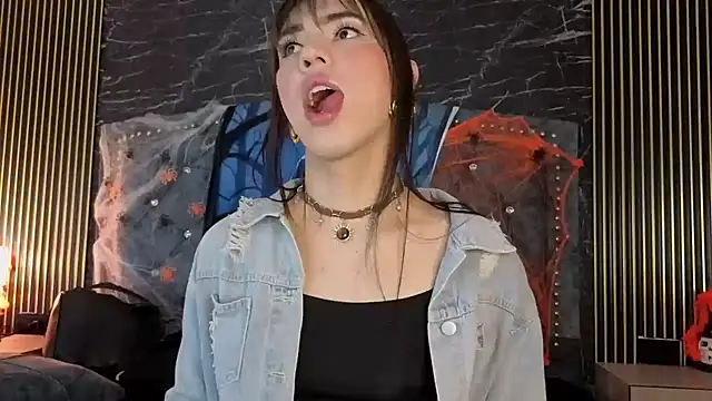 diosagolden online show from October 27, 2025, 8:21 pm