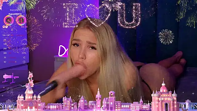 DreamPussyy online show from September 21, 2025, 5:23 am