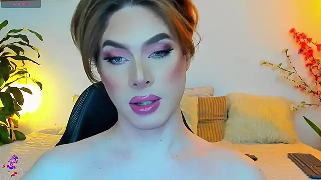 Snapshot of mike_blossom chatting on April 7, 2026, 2:19 pm mike blossom online show from April 7, 2026, 2:19 pm