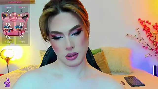 Snapshot of mike_blossom chatting on February 24, 2026, 1:34 pm mike blossom online show from February 24, 2026, 1:34 pm