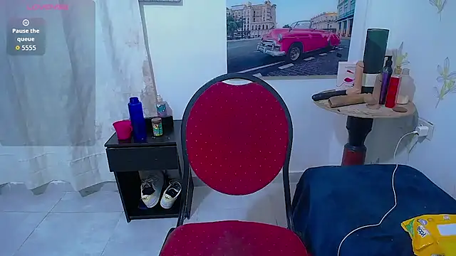 AntonetteBigCock online show from October 3, 2025, 5:36 pm