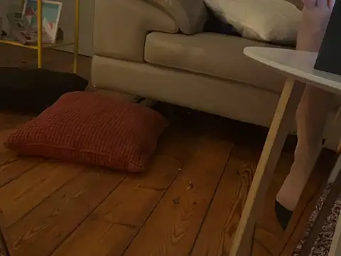 alexheels boots online show from February 26, 2025, 4:30 am