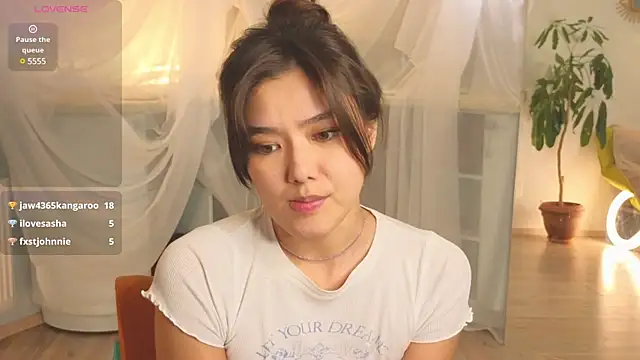 EmmaFisherf online show from March 18, 2025, 6:39 am