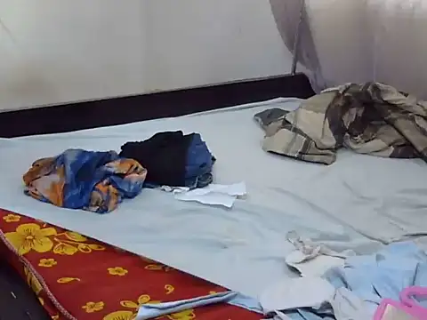 pretty dimplegirl online show from October 25, 2025, 7:29 am