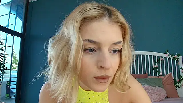 Snapshot of AlicePirs chatting on May 25, 2026, 4:01 am AlicePirs online show from May 25, 2026, 4:01 am