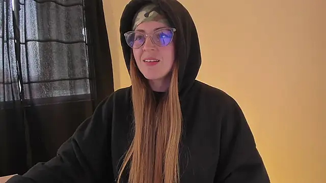 tekila   online show from March 7, 2025, 8:55 pm