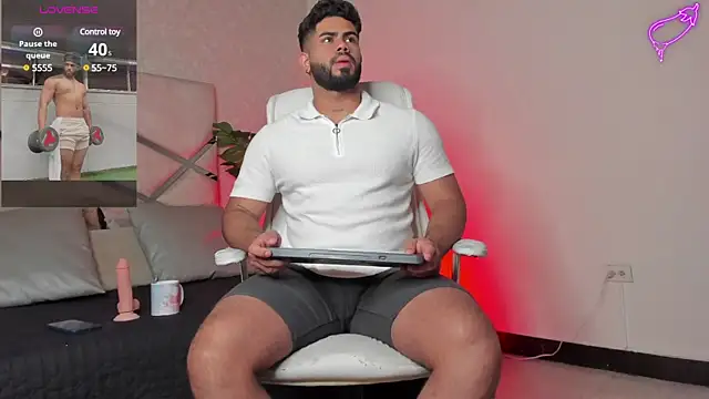 noah crux online show from March 13, 2025, 12:56 pm