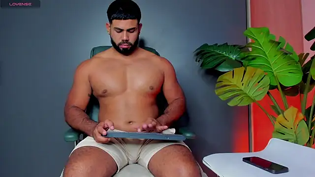 noah crux online show from May 2, 2026, 2:28 am