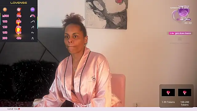 Camille rose  online show from October 3, 2025, 4:19 pm