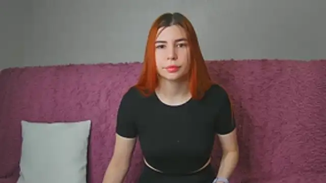 Snapshot of ElllaNuar chatting on March 3, 2026, 1:45 am ElllaNuar online show from March 3, 2026, 1:45 am