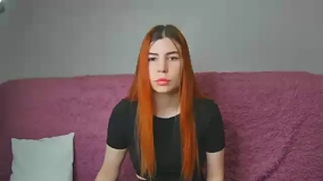 Snapshot of ElllaNuar chatting on March 2, 2026, 8:32 am ElllaNuar online show from March 2, 2026, 8:32 am