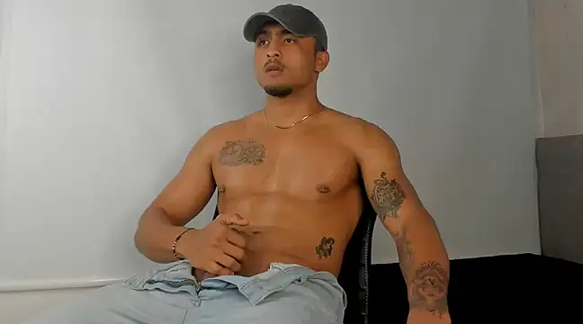 Snapshot of Mateo_Reales chatting on February 14, 2025, 7:38 am Mateo Reales online show from February 14, 2025, 7:38 am